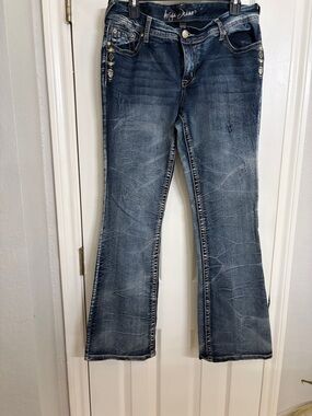 Ariya Women's Faded Blue Flare Jeans